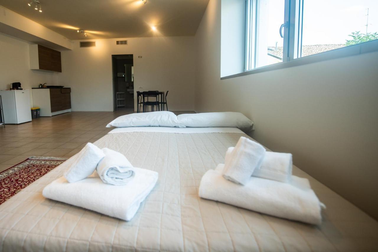 350 M Dalla Stazione L Parcheggio Free L Nova Loft Apartment ปาร์มา ภายนอก รูปภาพ