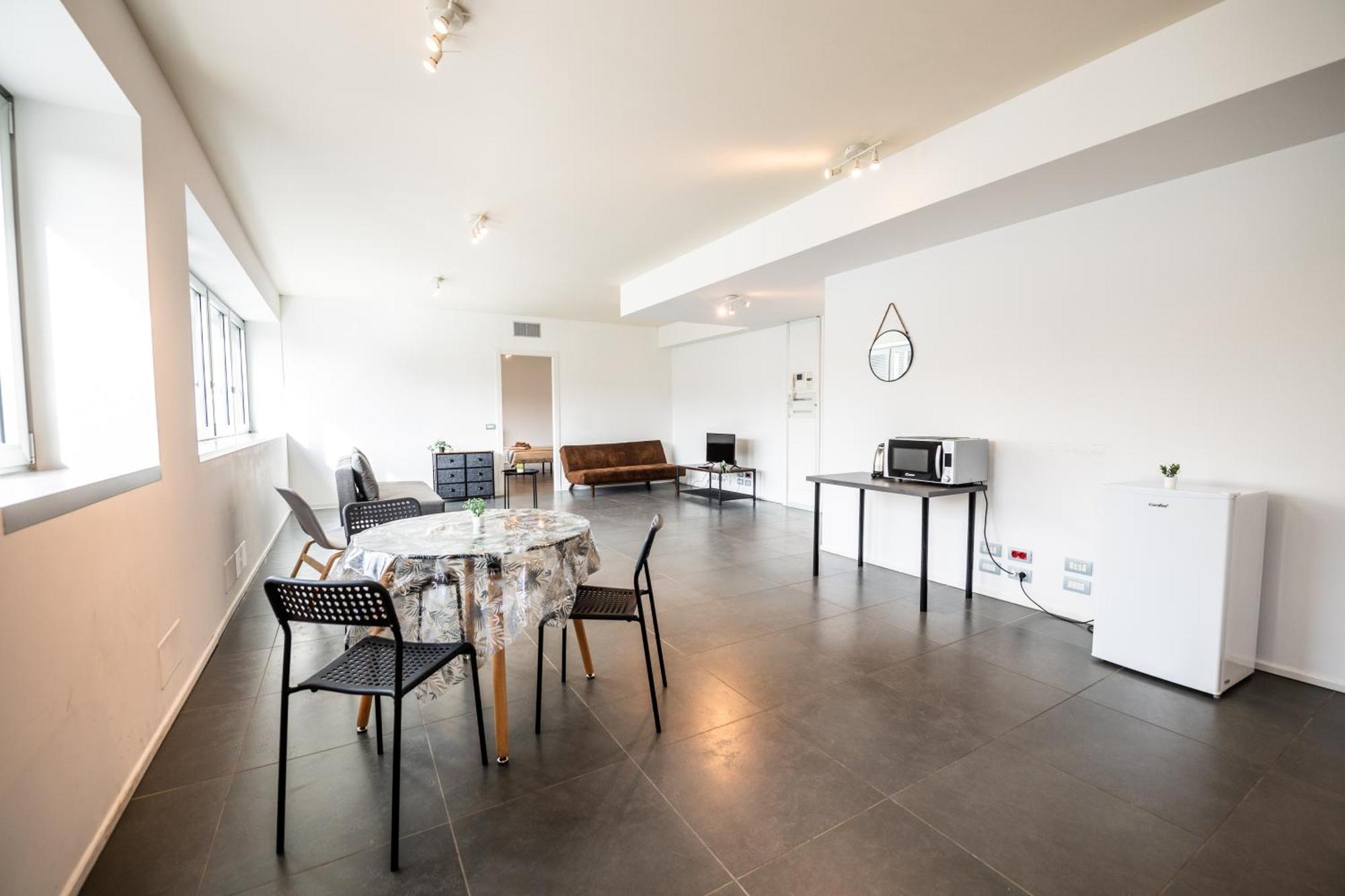 350 M Dalla Stazione L Parcheggio Free L Nova Loft Apartment ปาร์มา ภายนอก รูปภาพ